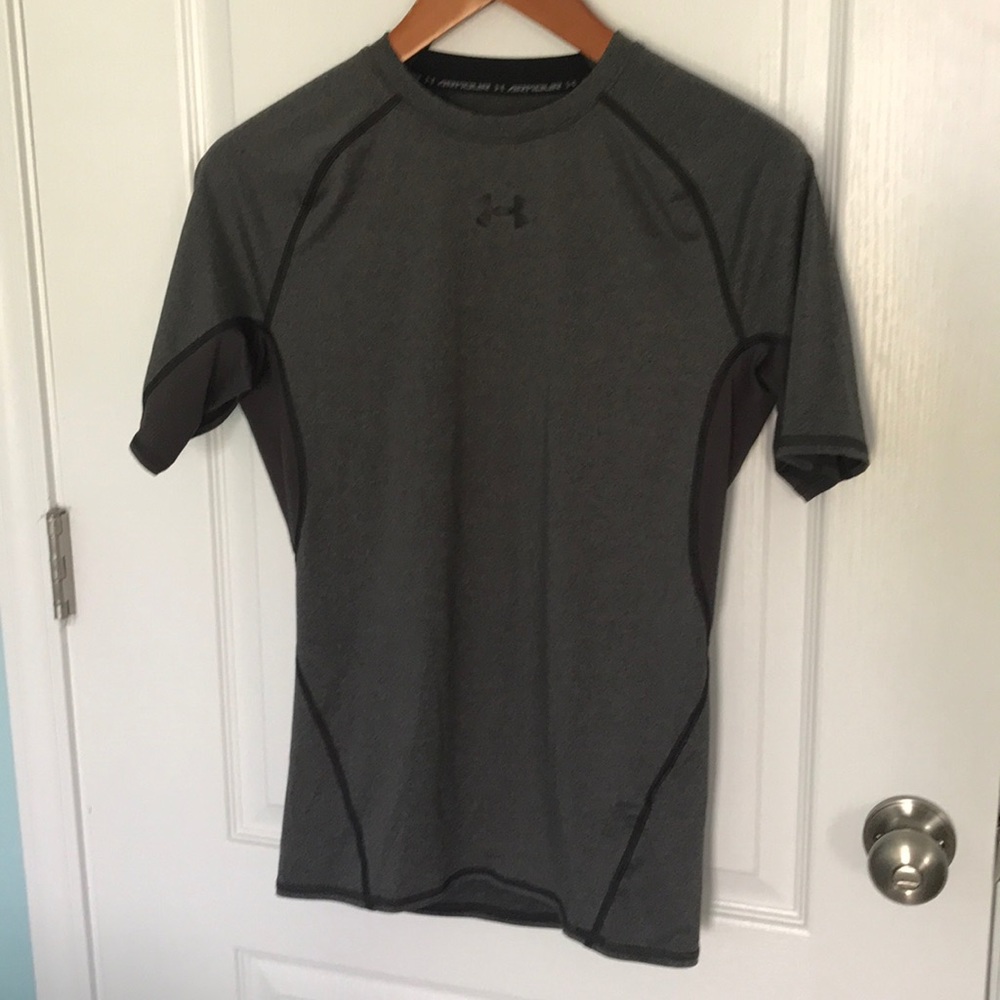 Under Amour heatgear tshirt
